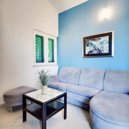 Apartment Zizic *
