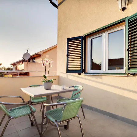 Zizic Apartamento Vodice