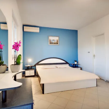 Zizic Apartment