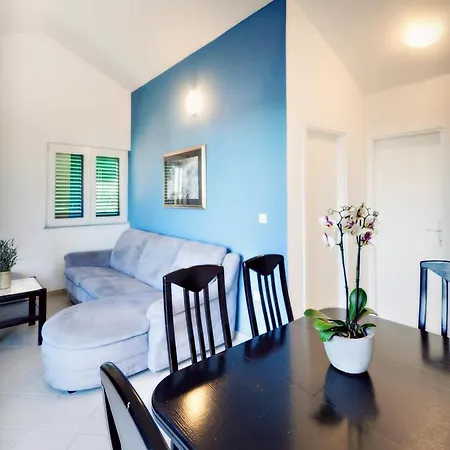 Apartamento Zizic